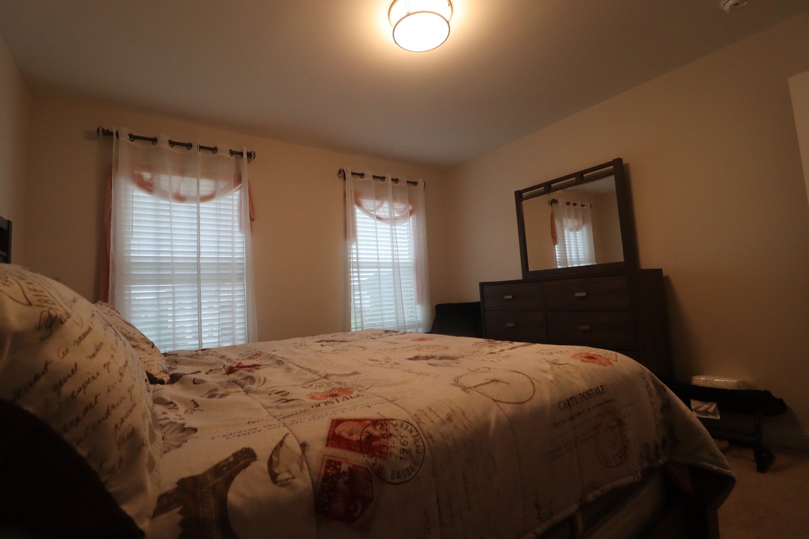 Naperville, Illinois, 60564, United States, 4 Bedrooms Bedrooms, ,3 BathroomsBathrooms,Residential,Active,1914808