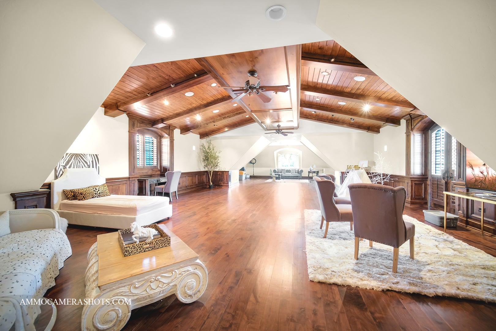 South Barrington, Illinois, 60010, United States, 5 Bedrooms Bedrooms, ,7 BathroomsBathrooms,Residential,Active,1960172