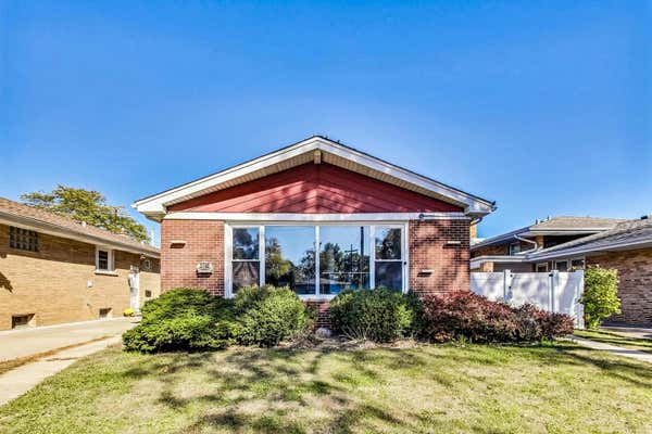 5148 COYLE AVE, SKOKIE, IL 60077 - Image 1