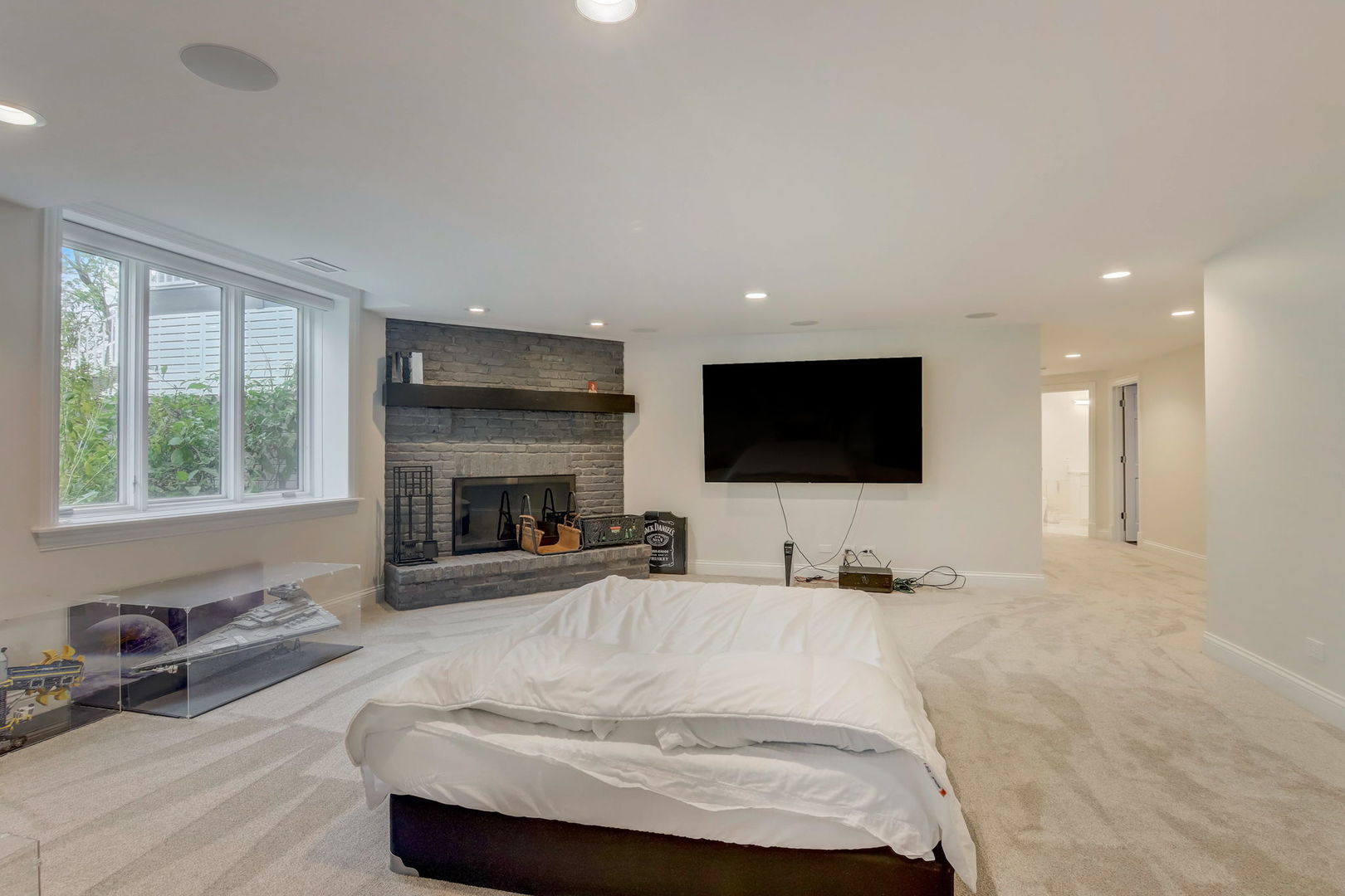 Barrington Hills, Illinois, 60021, United States, 4 Bedrooms Bedrooms, ,5 BathroomsBathrooms,Residential,Active,1968433