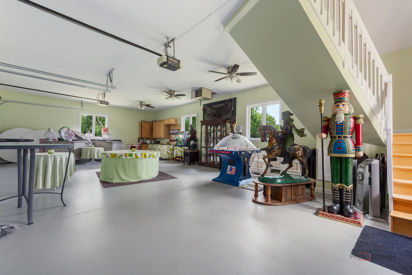 Lake Forest, Illinois, 60045, United States, 6 Bedrooms Bedrooms, ,10 BathroomsBathrooms,Residential,Active,1942398