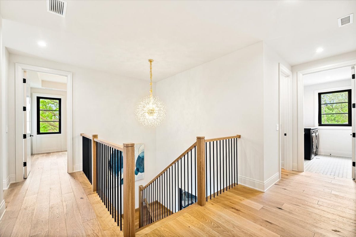 Elmhurst, Illinois, 60126, United States, 7 Bedrooms Bedrooms, ,7 BathroomsBathrooms,Residential,Active,1904152