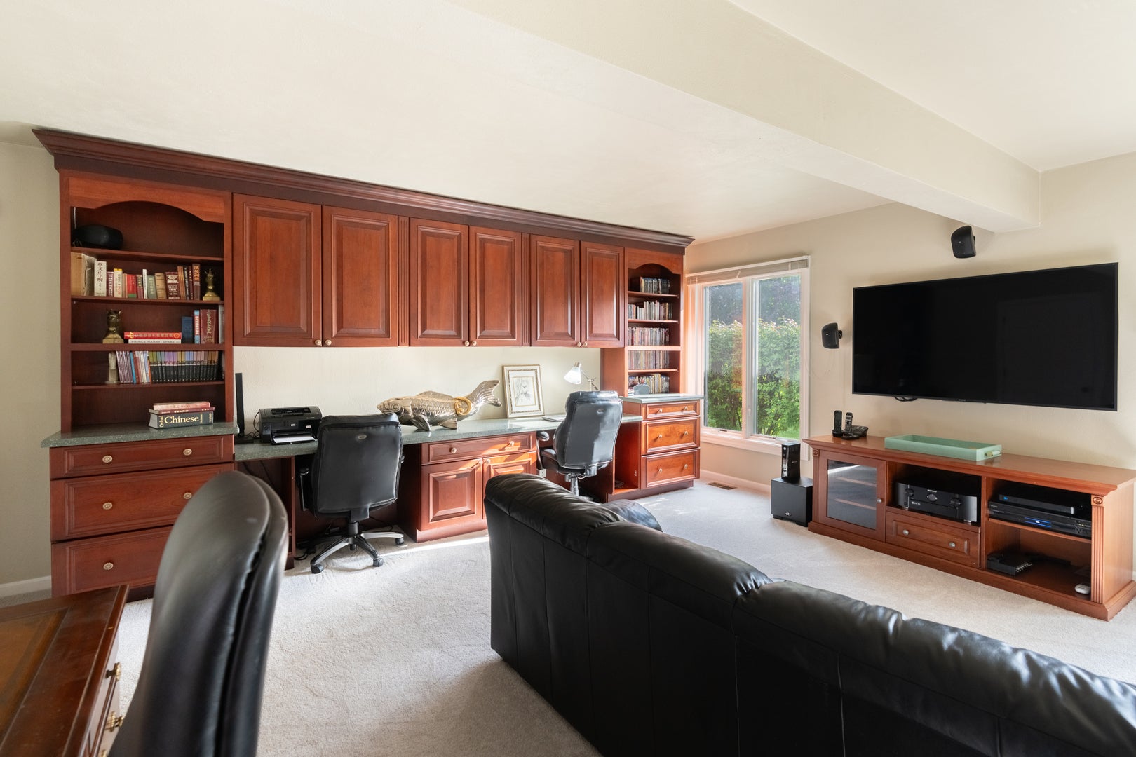 Barrington, Illinois, 60010, United States, 5 Bedrooms Bedrooms, ,5 BathroomsBathrooms,Residential,Active,1970989