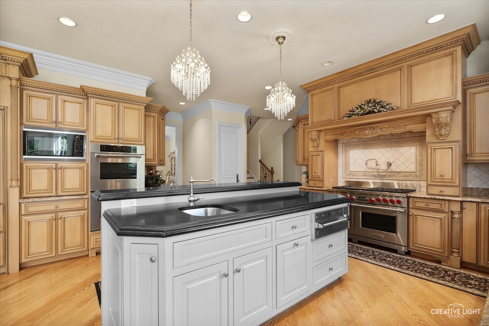 Oak Brook, Illinois, 60523, United States, ,7 BathroomsBathrooms,Residential,Active,1900406