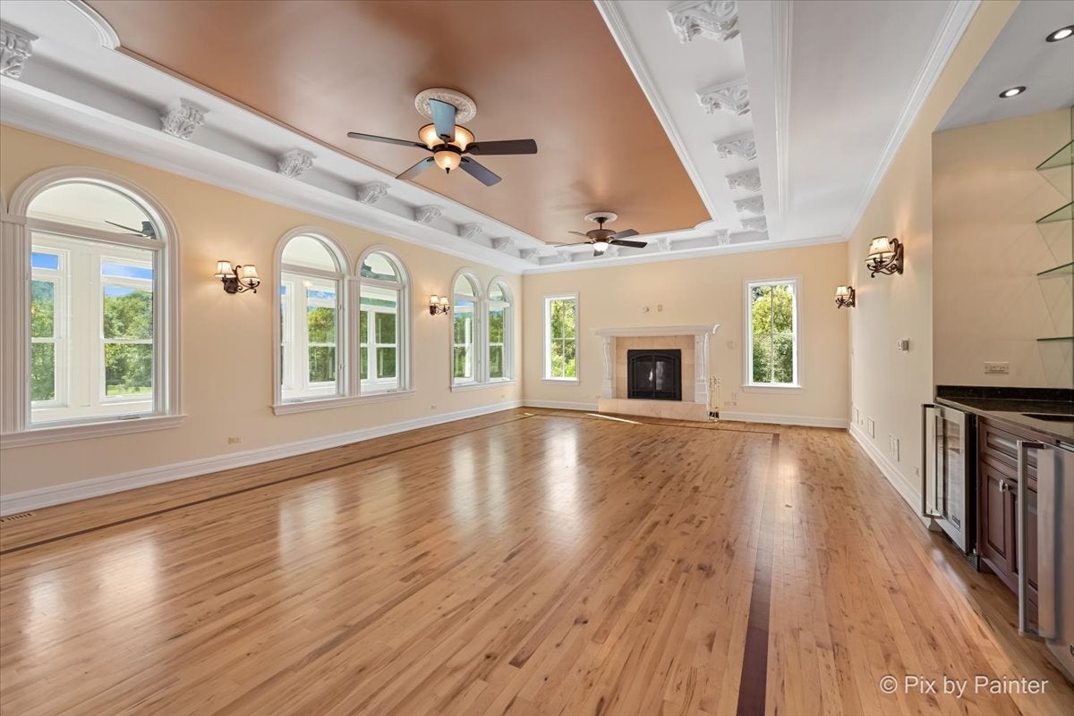 Lake Forest, Illinois, 60045, United States, 4 Bedrooms Bedrooms, ,6 BathroomsBathrooms,Residential,Active,1954434