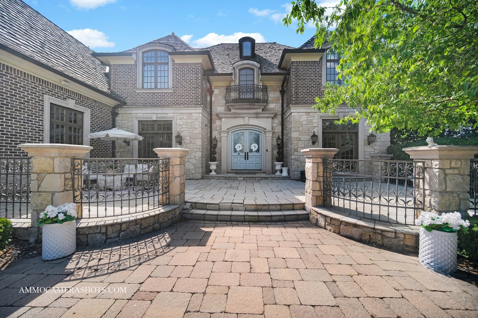 South Barrington, Illinois, 60010, United States, 5 Bedrooms Bedrooms, ,7 BathroomsBathrooms,Residential,Active,1960172