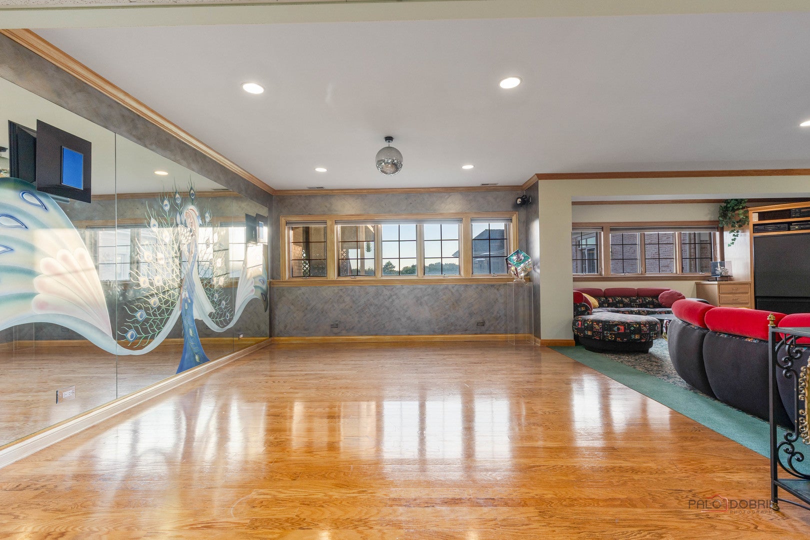 Wadsworth, Illinois, 60083, United States, 6 Bedrooms Bedrooms, ,10 BathroomsBathrooms,Residential,Active,1945842