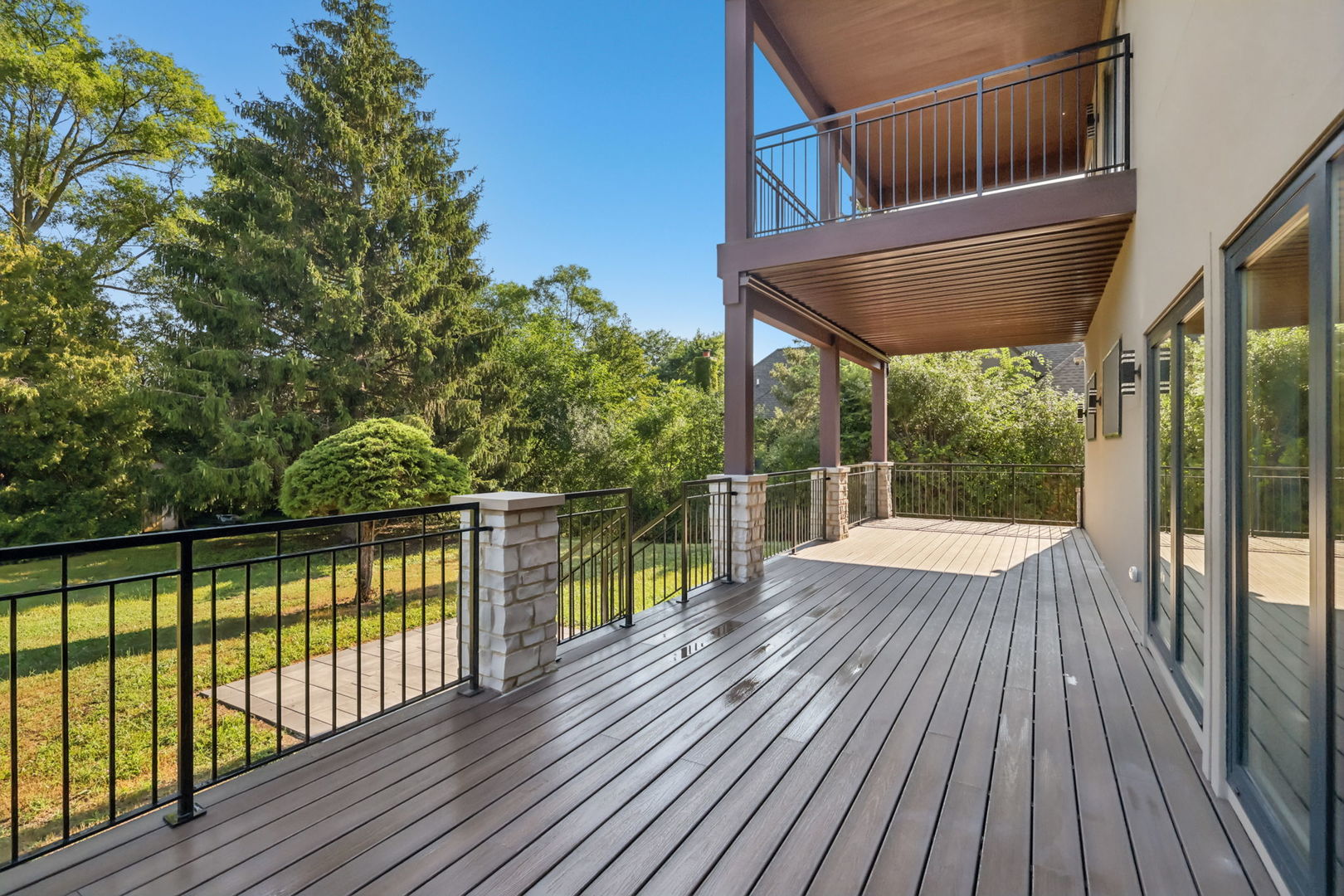 Northbrook, Illinois, 60062, United States, 6 Bedrooms Bedrooms, ,5 BathroomsBathrooms,Residential,Active,1995288