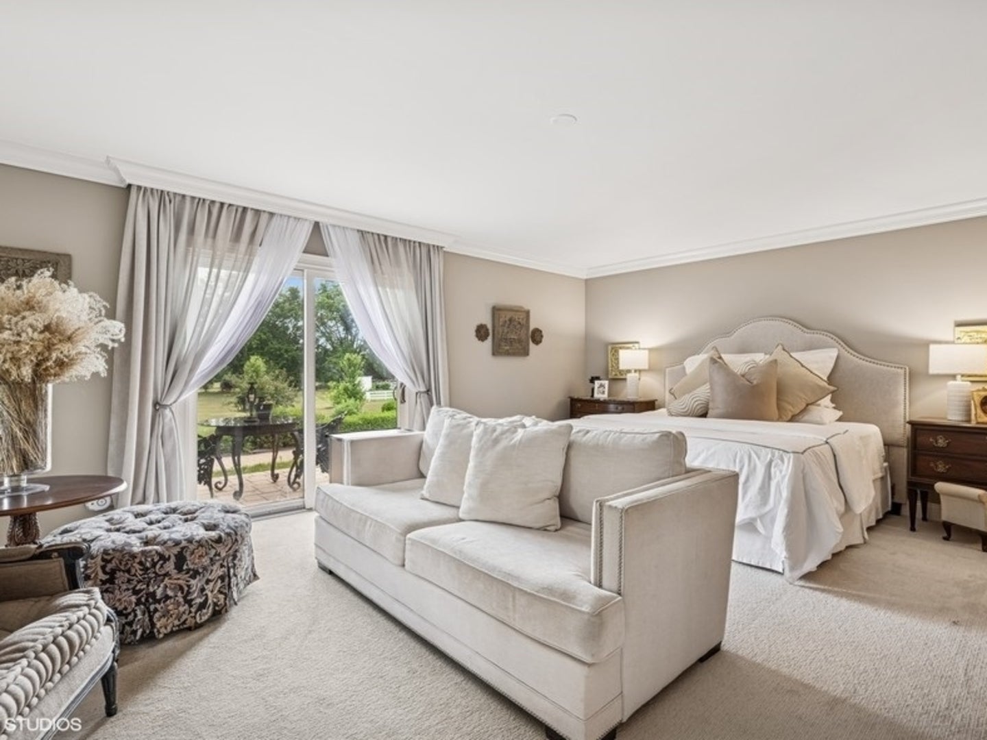 Barrington Hills, Illinois, 60010, United States, 6 Bedrooms Bedrooms, ,4 BathroomsBathrooms,Residential,Active,1987255