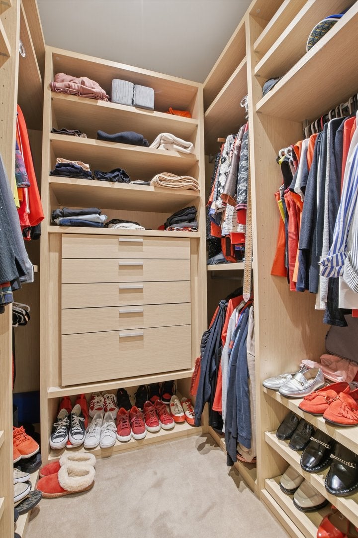 Chicago, Illinois, 60611, United States, 3 Bedrooms Bedrooms, ,4 BathroomsBathrooms,Residential,Active,2009382