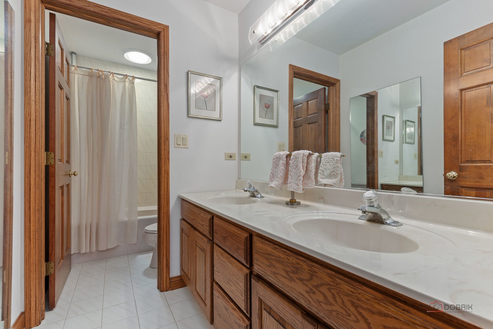 Long Grove, Illinois, 60047, United States, 4 Bedrooms Bedrooms, ,5 BathroomsBathrooms,Residential,Active,1929691