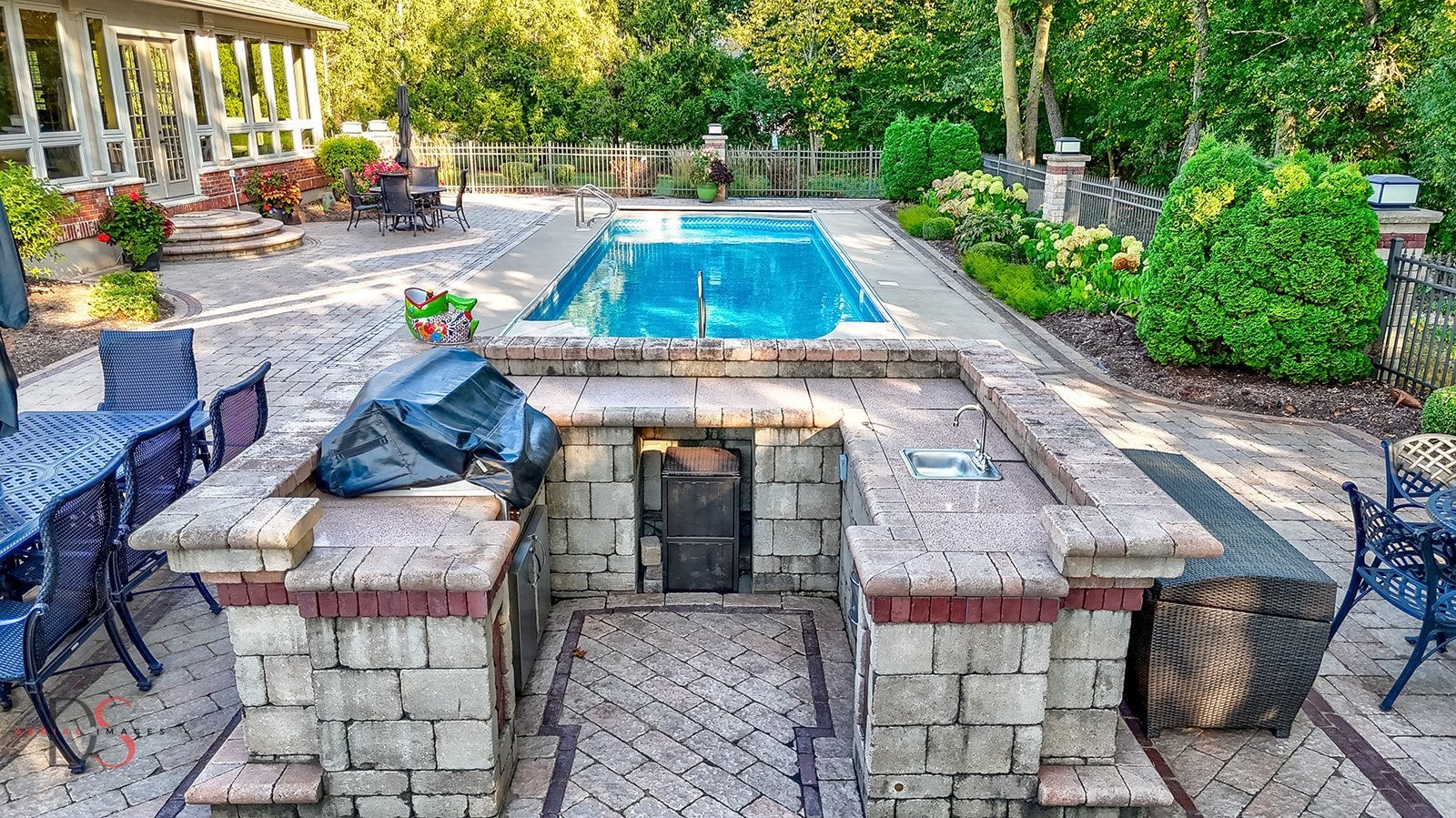 Ottawa, Illinois, 61350, United States, 4 Bedrooms Bedrooms, ,5 BathroomsBathrooms,Residential,Active,1953408