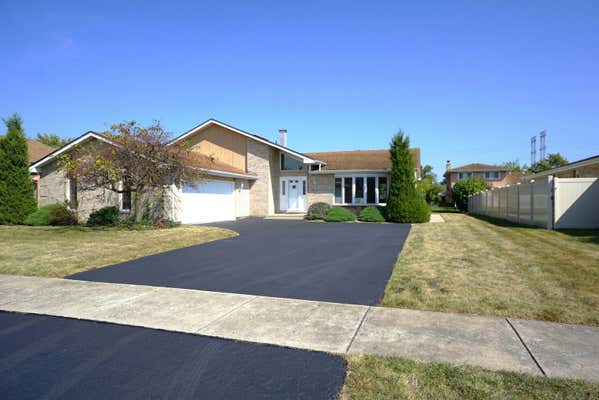 18531 COUNTRY LN, LANSING, IL 60438 - Image 1