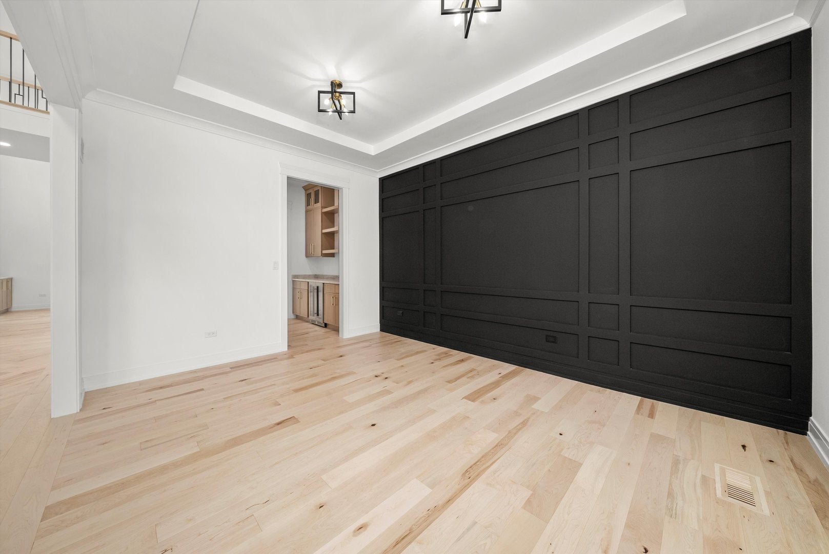 Burr Ridge, Illinois, 60527, United States, 6 Bedrooms Bedrooms, ,6 BathroomsBathrooms,Residential,Active,1929664