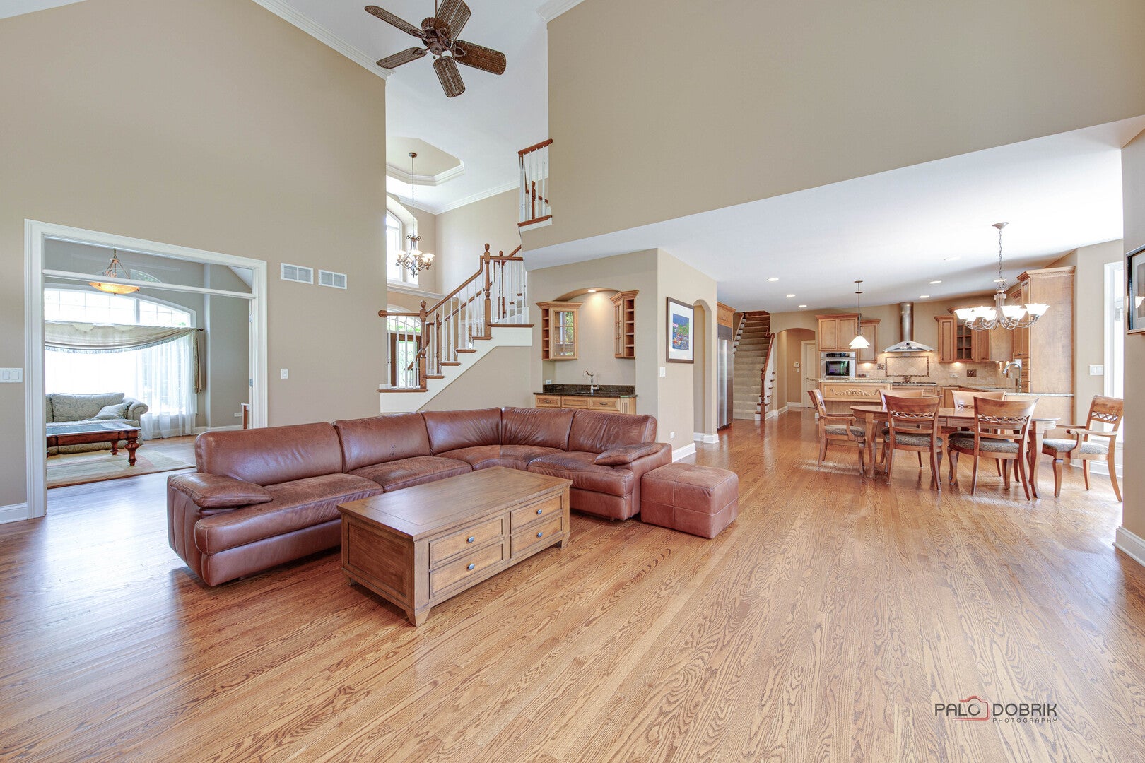 Libertyville, Illinois, 60048, United States, 5 Bedrooms Bedrooms, ,5 BathroomsBathrooms,Residential,Active,1900216