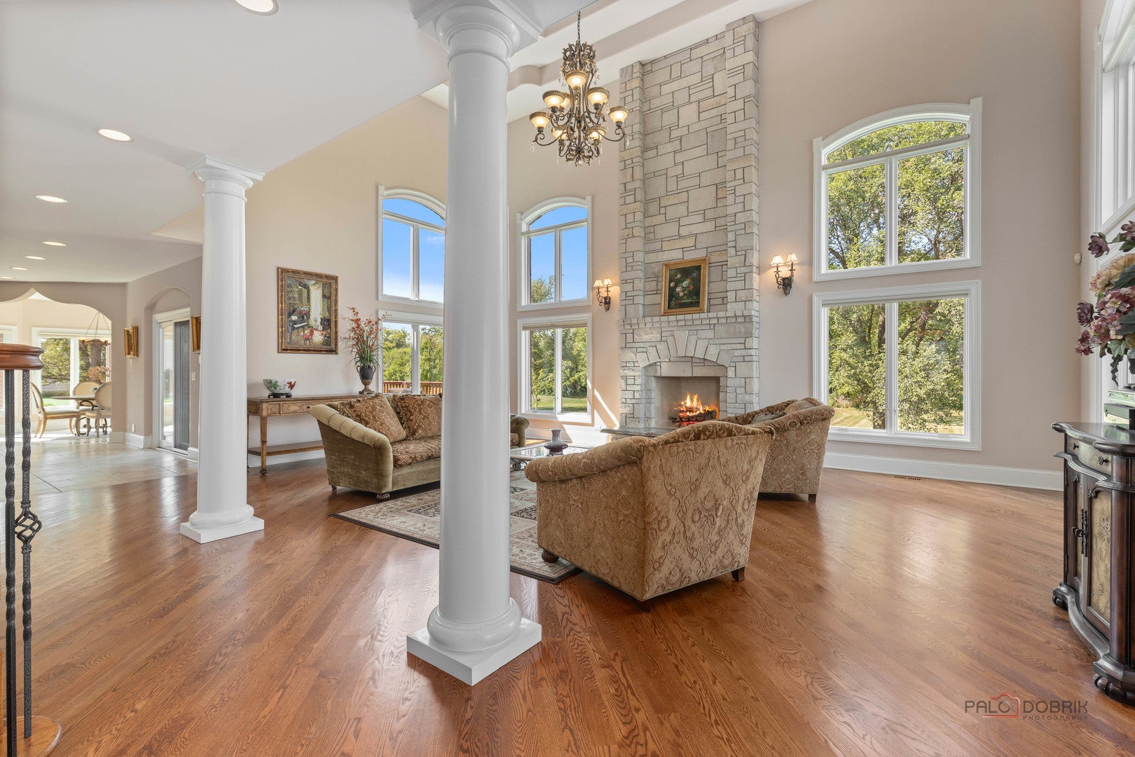 Hawthorn Woods, Illinois, 60047, United States, 6 Bedrooms Bedrooms, ,7 BathroomsBathrooms,Residential,Active,1989792