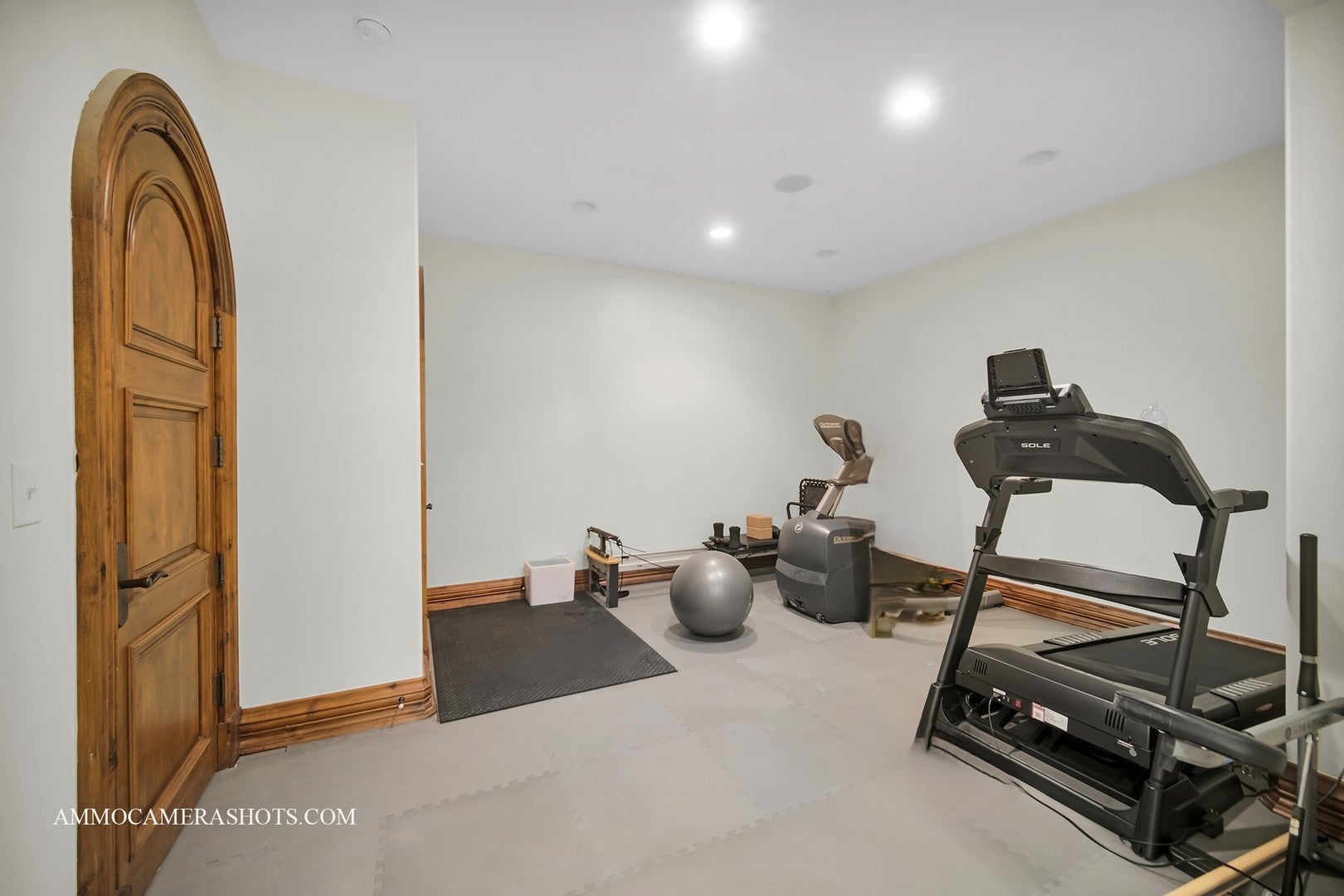 South Barrington, Illinois, 60010, United States, 5 Bedrooms Bedrooms, ,7 BathroomsBathrooms,Residential,Active,1960172