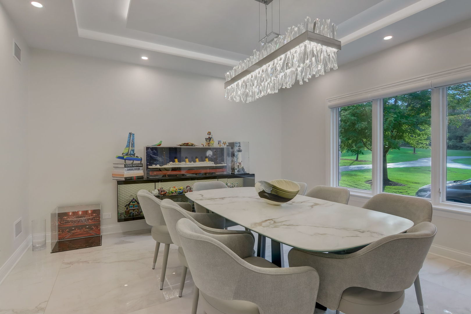 Barrington Hills, Illinois, 60021, United States, 4 Bedrooms Bedrooms, ,5 BathroomsBathrooms,Residential,Active,1968433