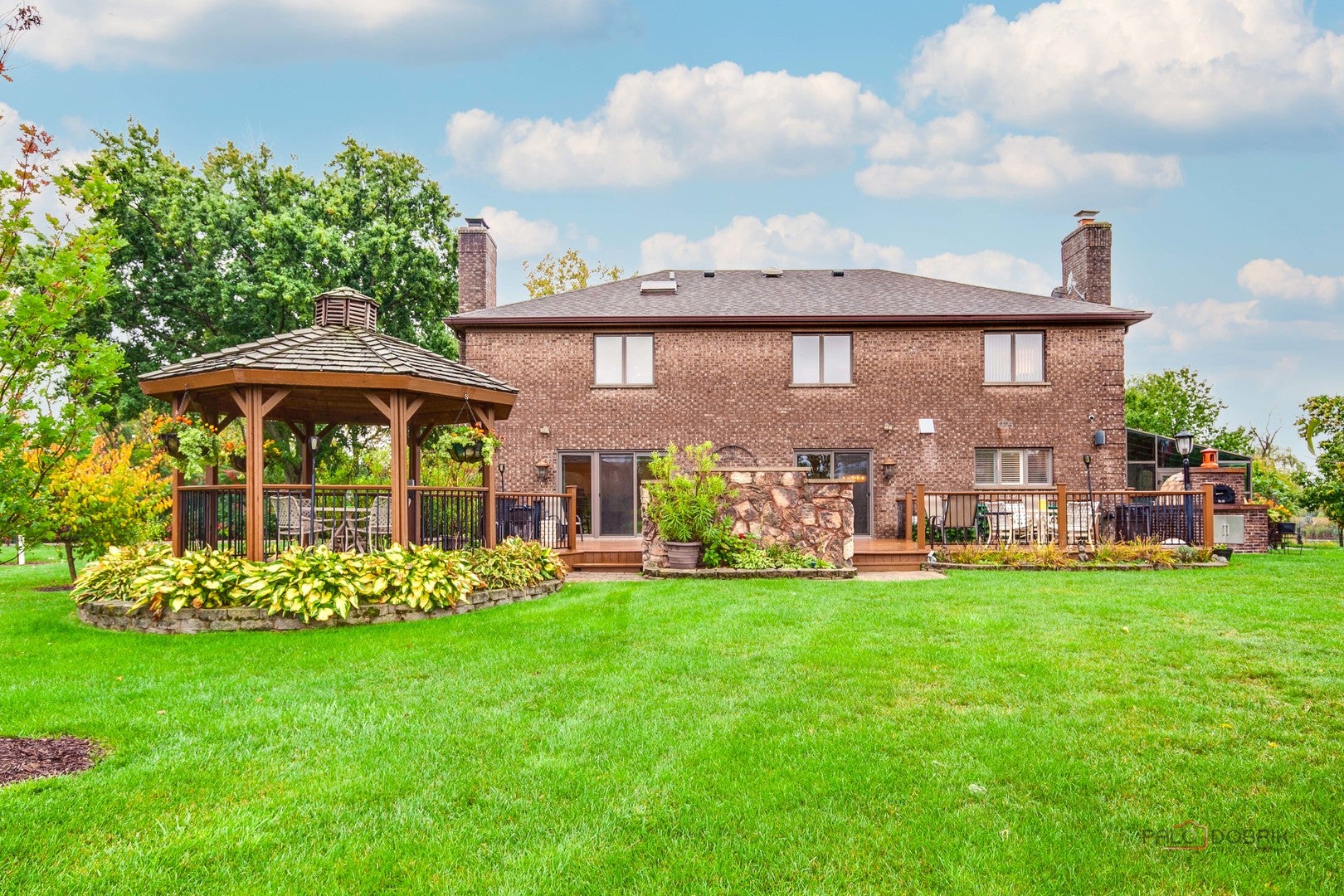 Long Grove, Illinois, 60047, United States, 4 Bedrooms Bedrooms, ,4 BathroomsBathrooms,Residential,Active,2010527