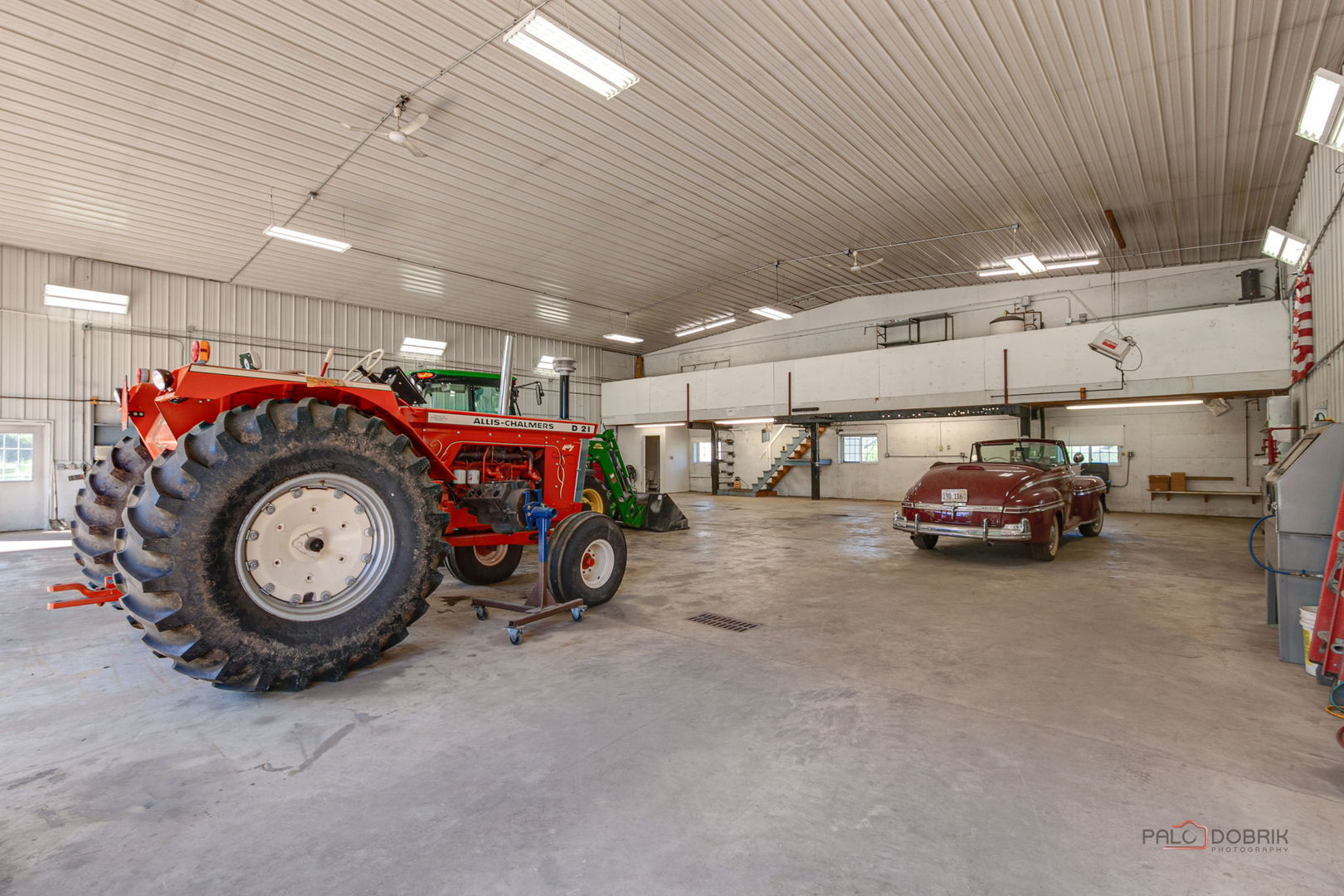 Mundelein, Illinois, 60060, United States, 4 Bedrooms Bedrooms, ,5 BathroomsBathrooms,Residential,Active,1934797