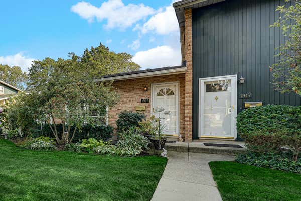 1915 WILLOW HILL CT, NORTHFIELD, IL 60093 - Image 1