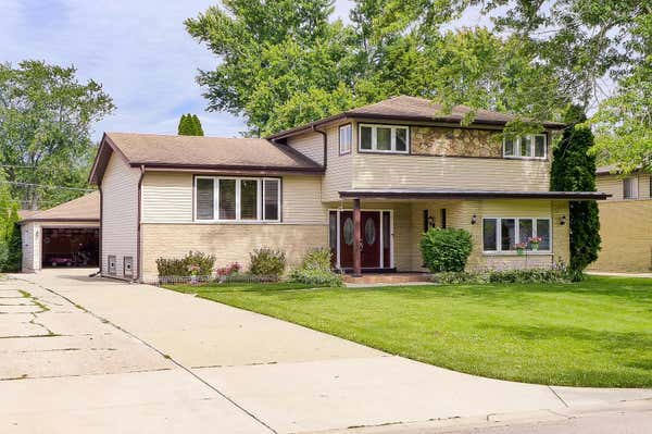 1413 N BURNING BUSH LN, MOUNT PROSPECT, IL 60056 - Image 1