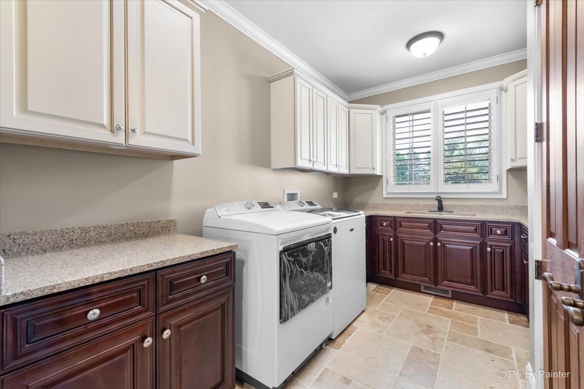 Lakewood, Illinois, 60014, United States, 3 Bedrooms Bedrooms, ,5 BathroomsBathrooms,Residential,Active,1968099