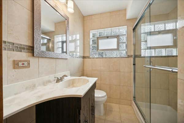 6245 S NARRAGANSETT AVE, CHICAGO, IL 60638, photo 4 of 10