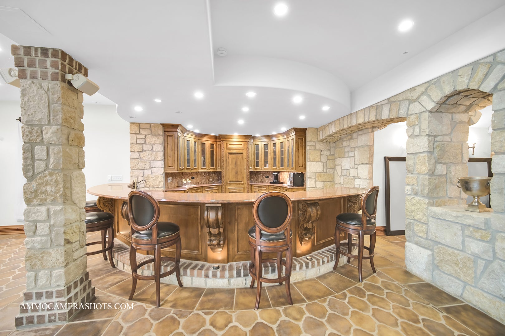 South Barrington, Illinois, 60010, United States, 5 Bedrooms Bedrooms, ,7 BathroomsBathrooms,Residential,Active,1960172