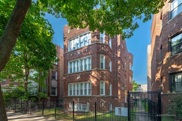 7640 S PHILLIPS AVE, CHICAGO, IL 60649 - Image 1