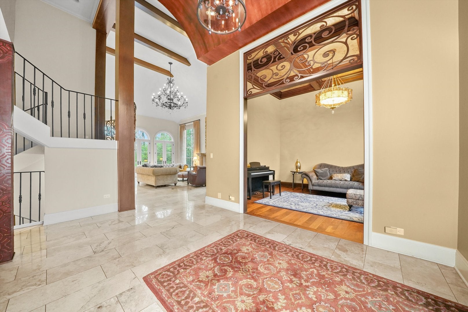 Willow Springs, Illinois, 60480, United States, 5 Bedrooms Bedrooms, ,5 BathroomsBathrooms,Residential,Active,1988455