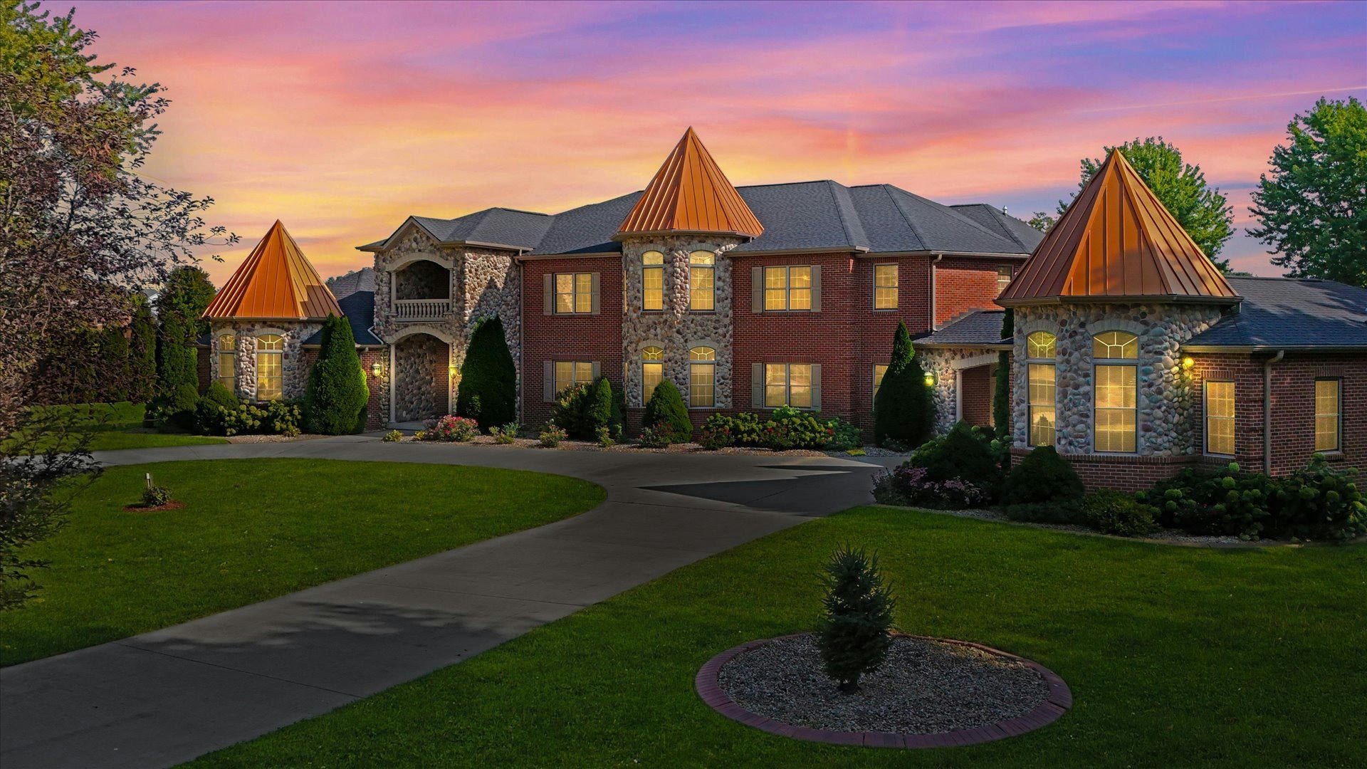 Champaign, Illinois, 61822, United States, ,Residential,Active,1701852