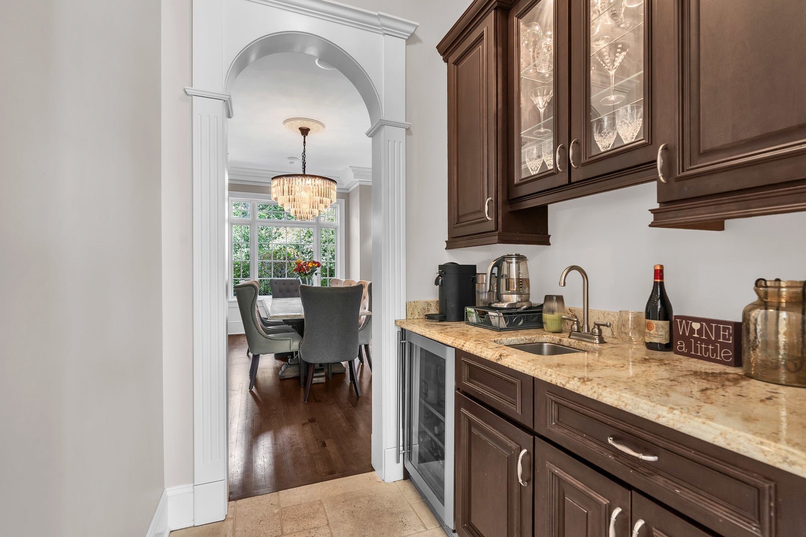 Lake Forest, Illinois, 60045, United States, 5 Bedrooms Bedrooms, ,7 BathroomsBathrooms,Residential,Active,1941347