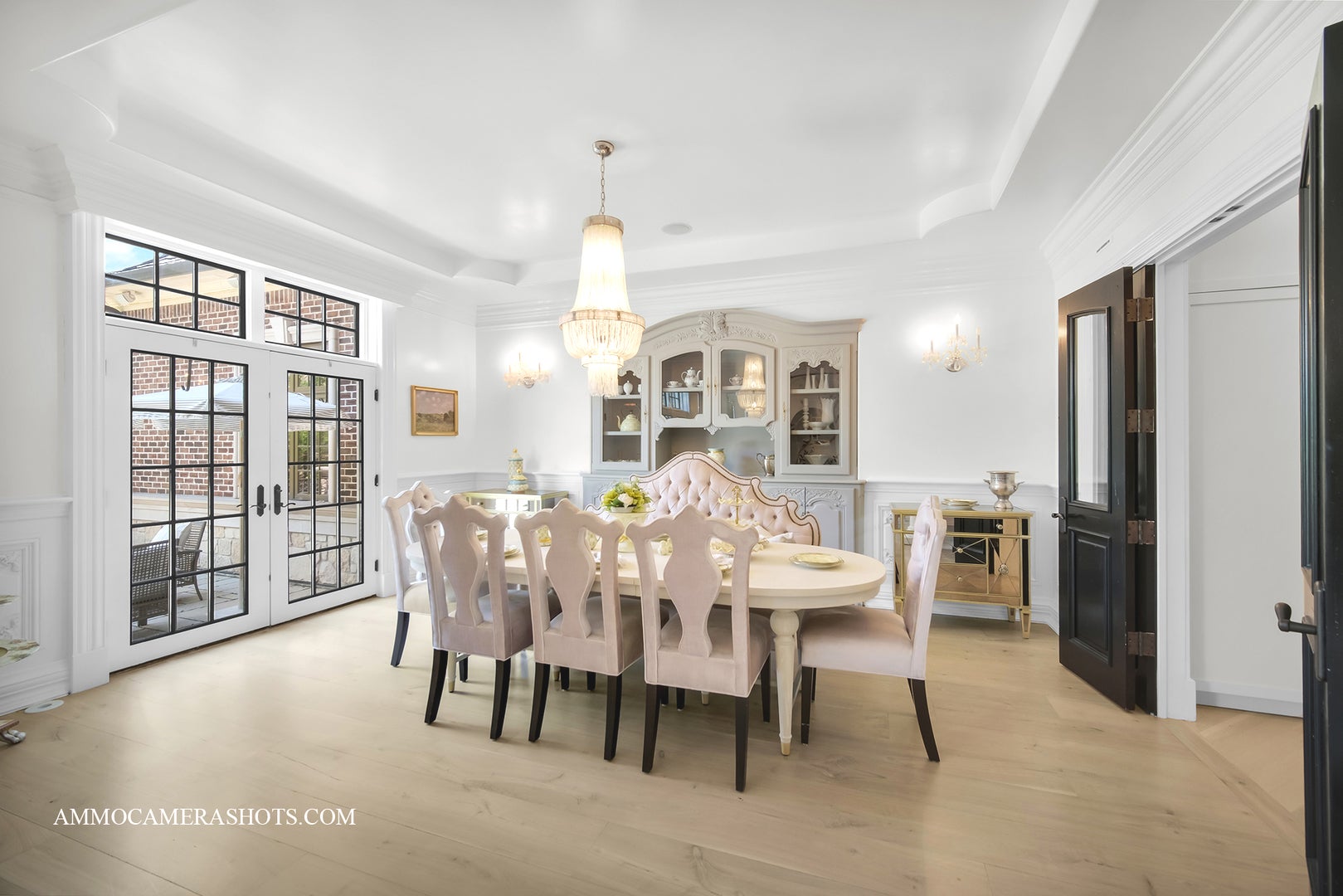 South Barrington, Illinois, 60010, United States, 5 Bedrooms Bedrooms, ,7 BathroomsBathrooms,Residential,Active,1960172