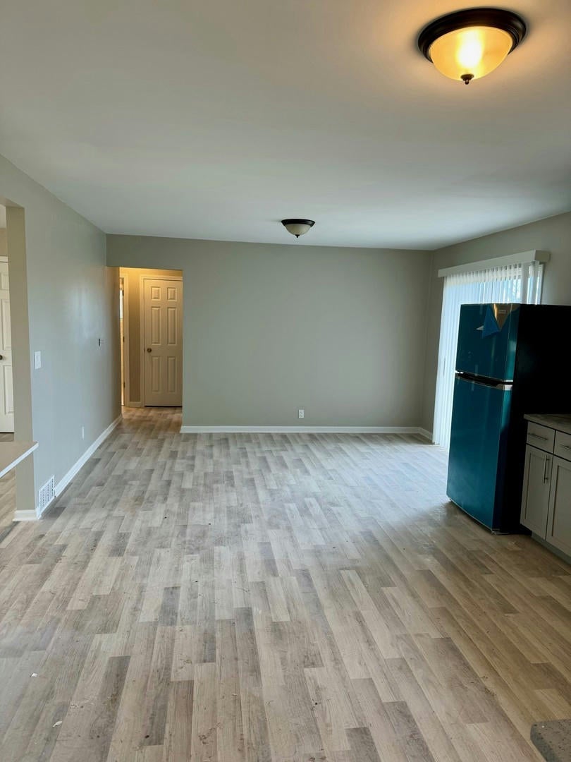 Marengo, Illinois, 60152, United States, 3 Bedrooms Bedrooms, ,2 BathroomsBathrooms,Residential,Active,1703685