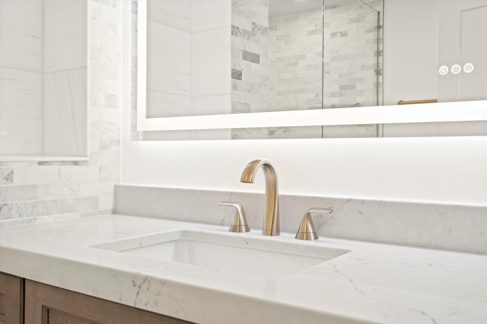 Burr Ridge, Illinois, 60527, United States, 5 Bedrooms Bedrooms, ,6 BathroomsBathrooms,Residential,Active,1995246