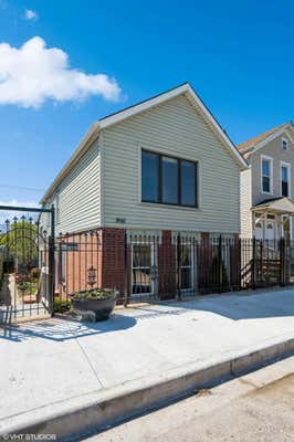 1942 S DESPLAINES ST, CHICAGO, IL 60616 - Image 1