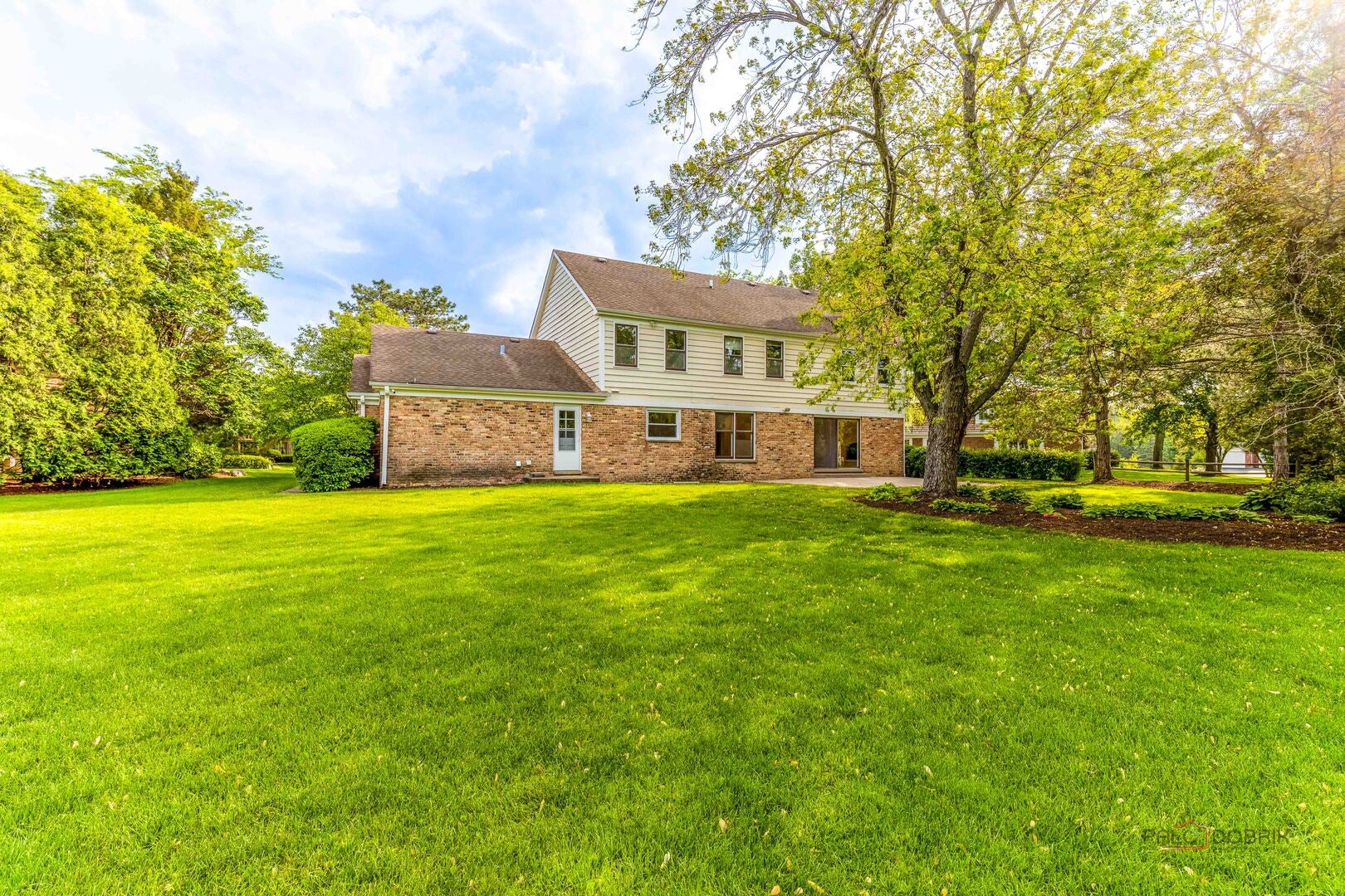 Lincolnshire, Illinois, 60045, United States, 5 Bedrooms Bedrooms, ,4 BathroomsBathrooms,Residential,Active,1885006