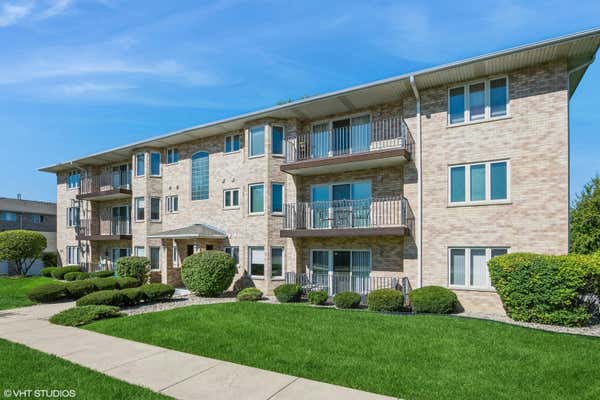 10228 SOUTHWEST HWY APT 2D, CHICAGO RIDGE, IL 60415 - Image 1