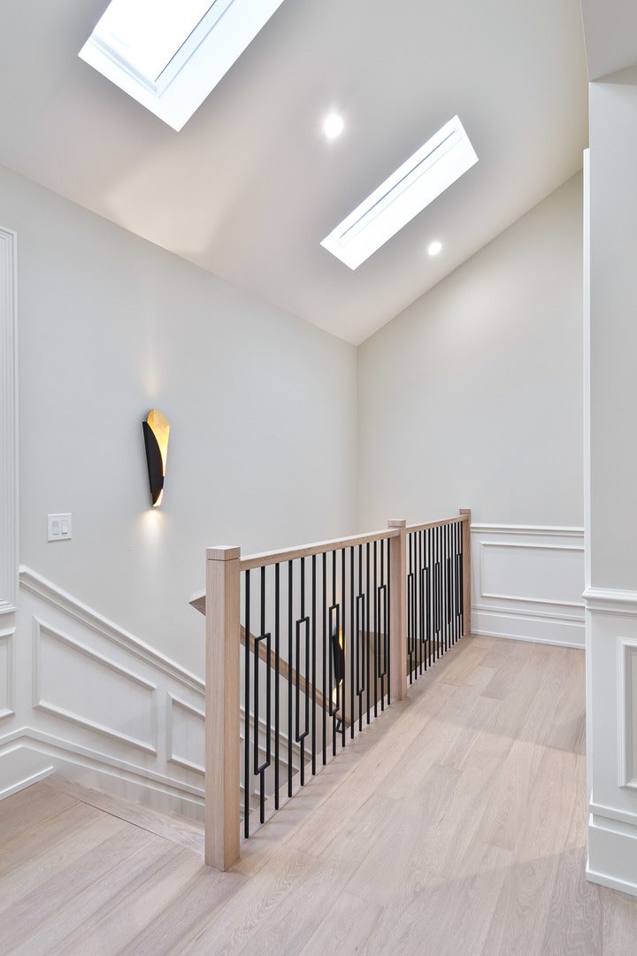 Chicago, Illinois, 60618, United States, 5 Bedrooms Bedrooms, ,5 BathroomsBathrooms,Residential,Active,2007948