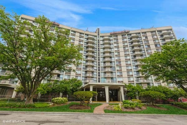 20 N TOWER RD UNIT 11D, OAK BROOK, IL 60523 - Image 1