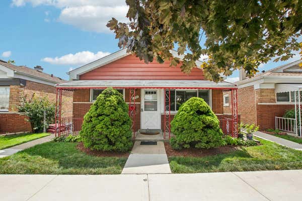 6402 W WINDSOR AVE, BERWYN, IL 60402 - Image 1