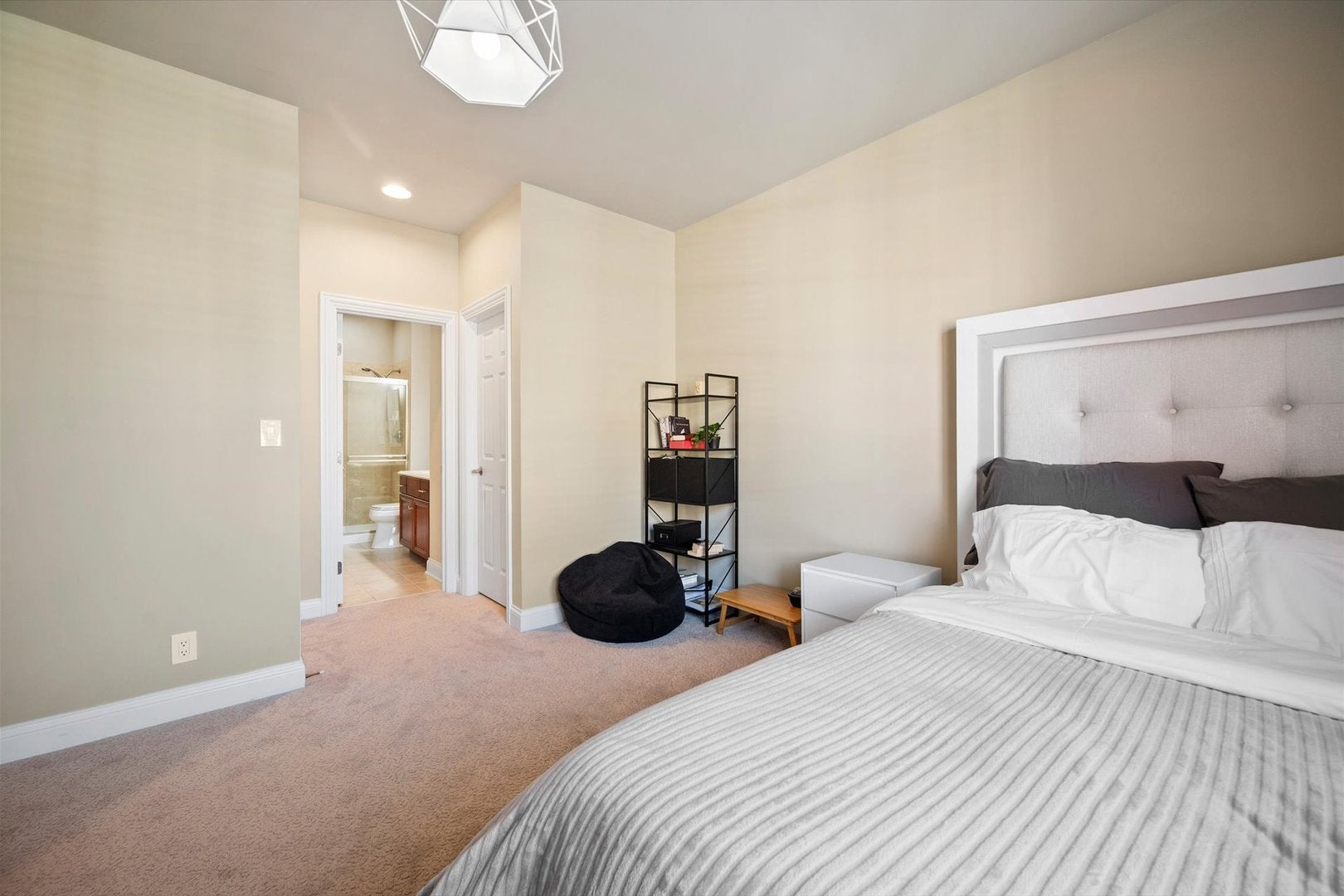 Geneva, Illinois, 60134, United States, 5 Bedrooms Bedrooms, ,7 BathroomsBathrooms,Residential,Active,1971016