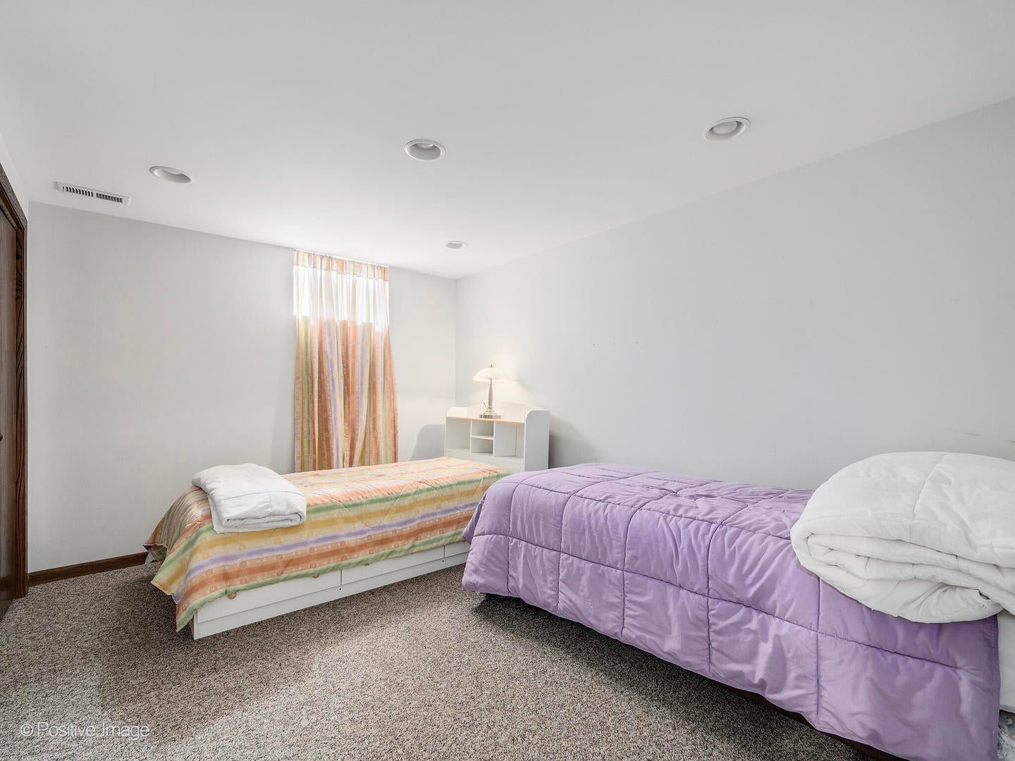 West Chicago, Illinois, 60185, United States, 6 Bedrooms Bedrooms, ,5 BathroomsBathrooms,Residential,Active,1904187