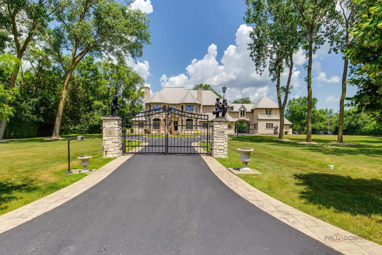 Lake Forest, Illinois, 60045, United States, 6 Bedrooms Bedrooms, ,10 BathroomsBathrooms,Residential,Active,1942398