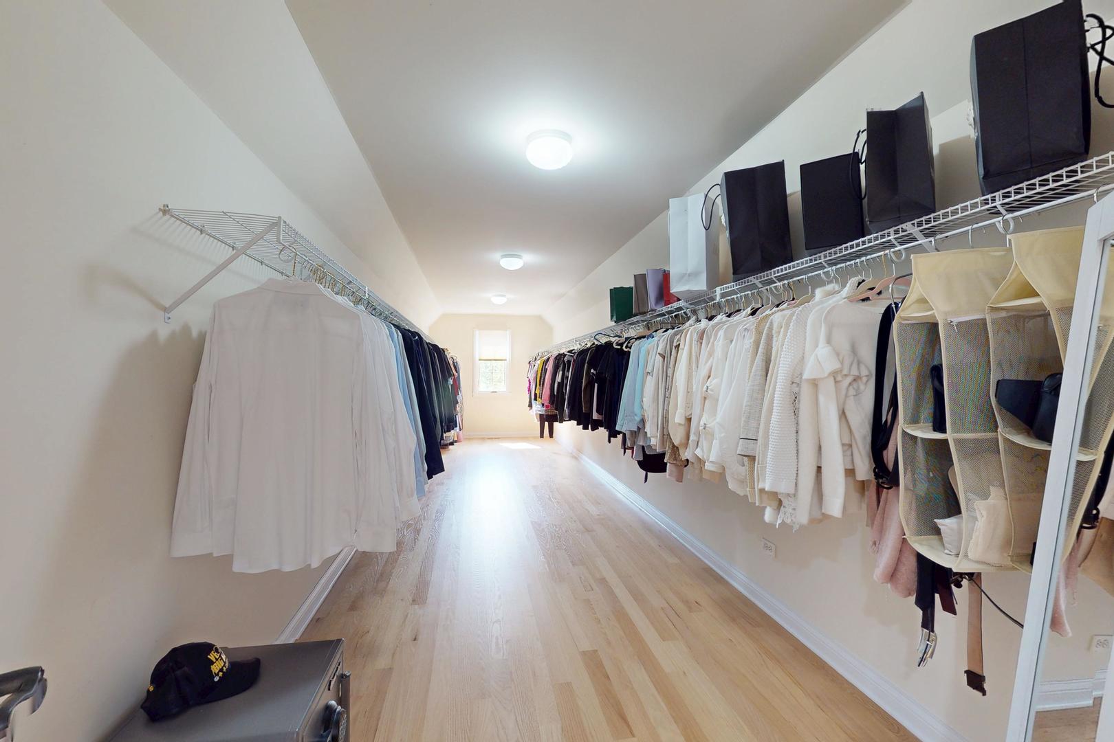 Hawthorn Woods, Illinois, 60047, United States, 5 Bedrooms Bedrooms, ,6 BathroomsBathrooms,Residential,Active,1969669