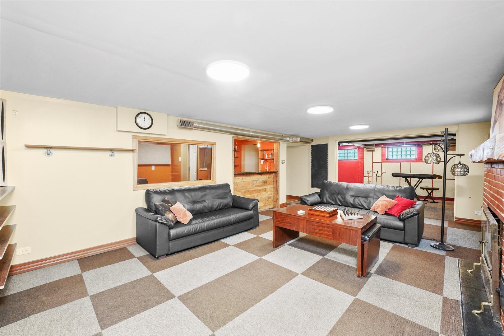 Oak Park, Illinois, 60302, United States, 7 Bedrooms Bedrooms, ,6 BathroomsBathrooms,Residential,Active,1894236