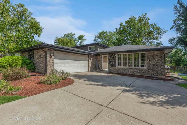 9S215 KEARNEY RD, DOWNERS GROVE, IL 60516 - Image 1