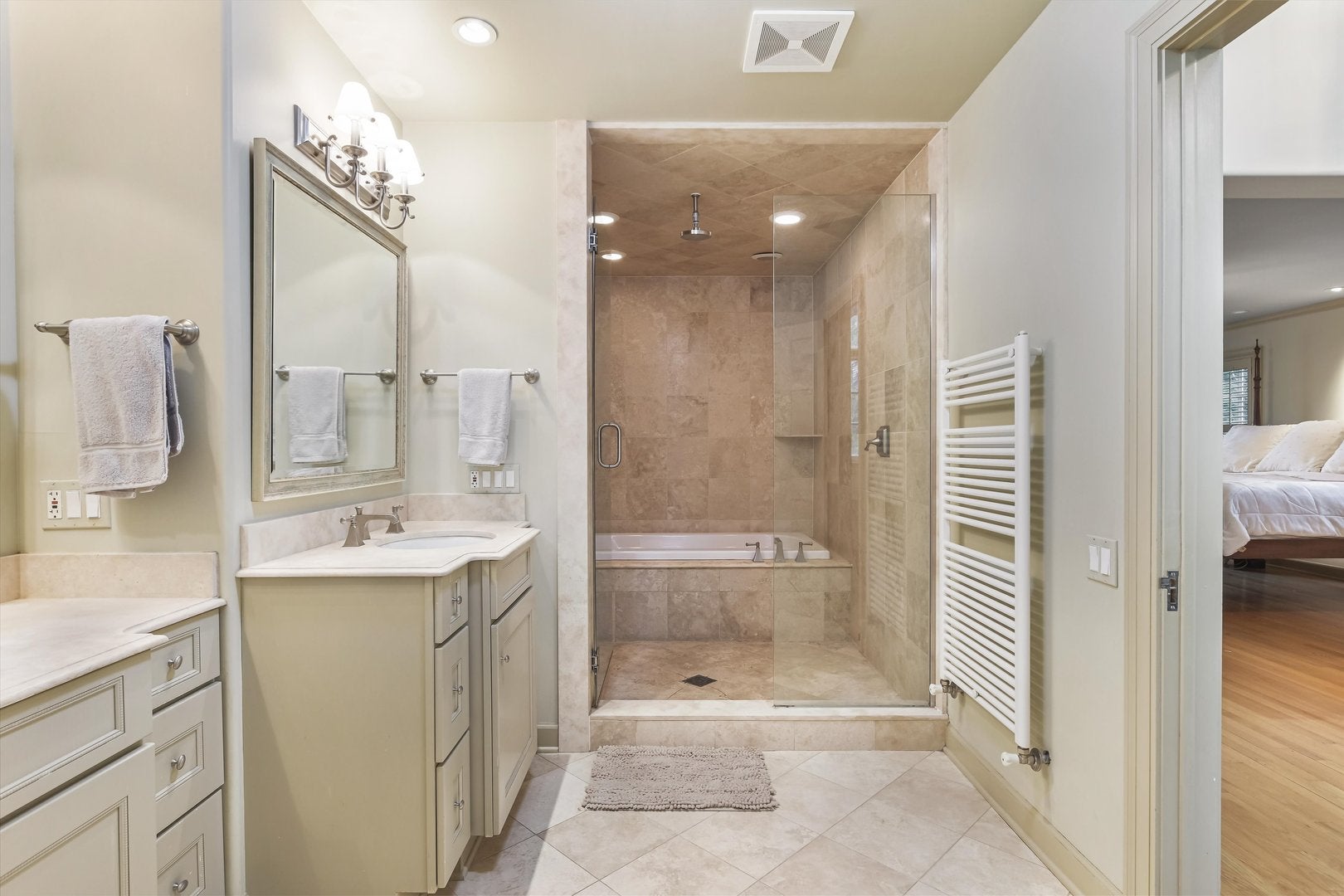 Park Ridge, Illinois, 60068, United States, 4 Bedrooms Bedrooms, ,4 BathroomsBathrooms,Residential,Active,1902948