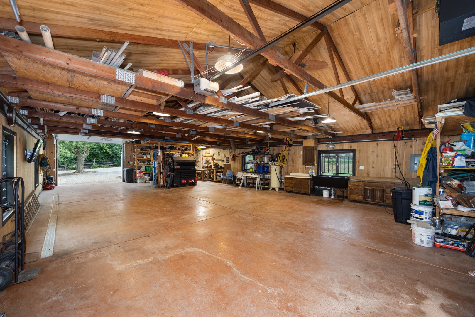 Barrington Hills, Illinois, 60010, United States, 6 Bedrooms Bedrooms, ,5 BathroomsBathrooms,Residential,Active,1987275